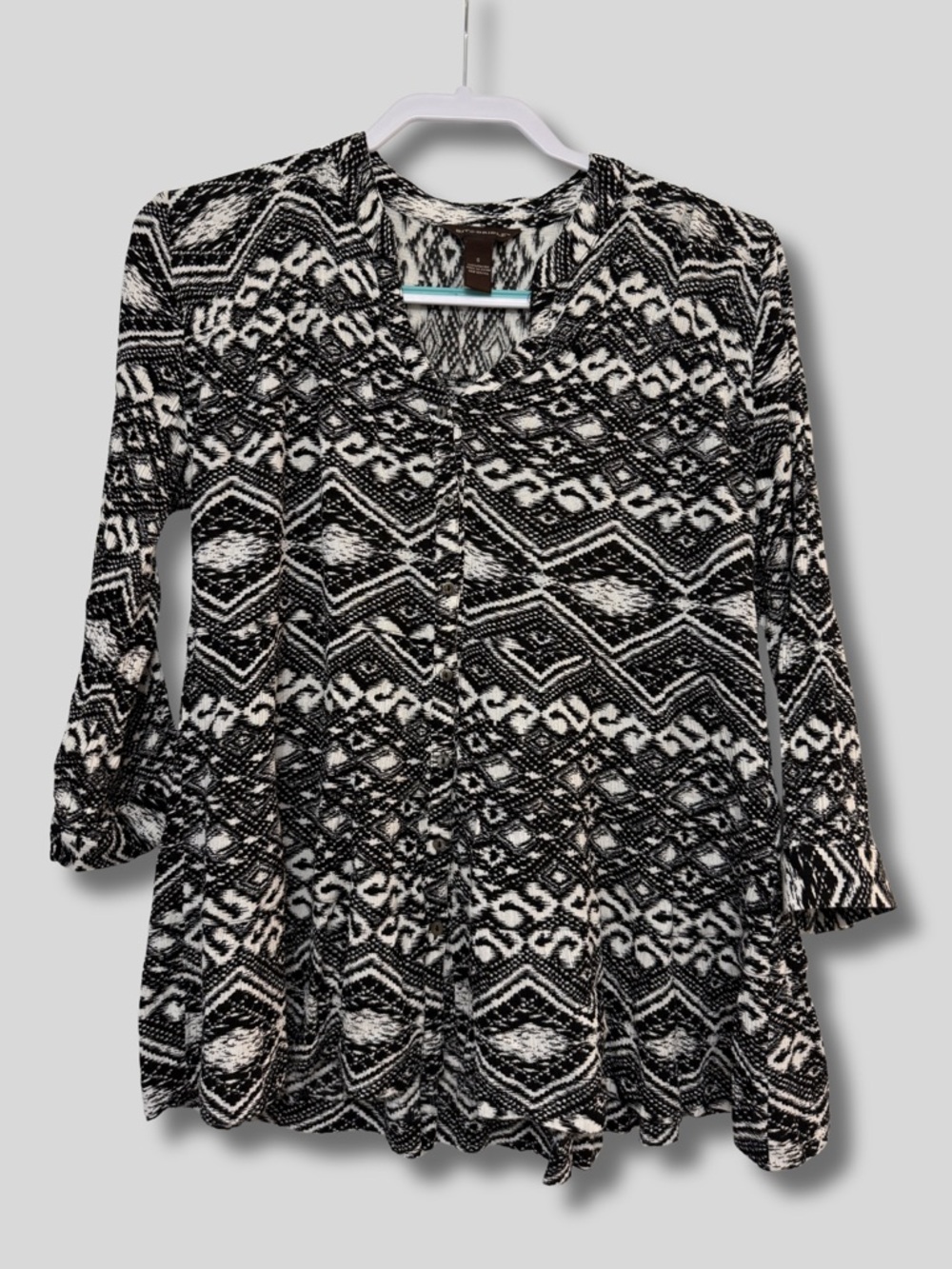 Bit and Bridle Black & White Women's Button Up Top